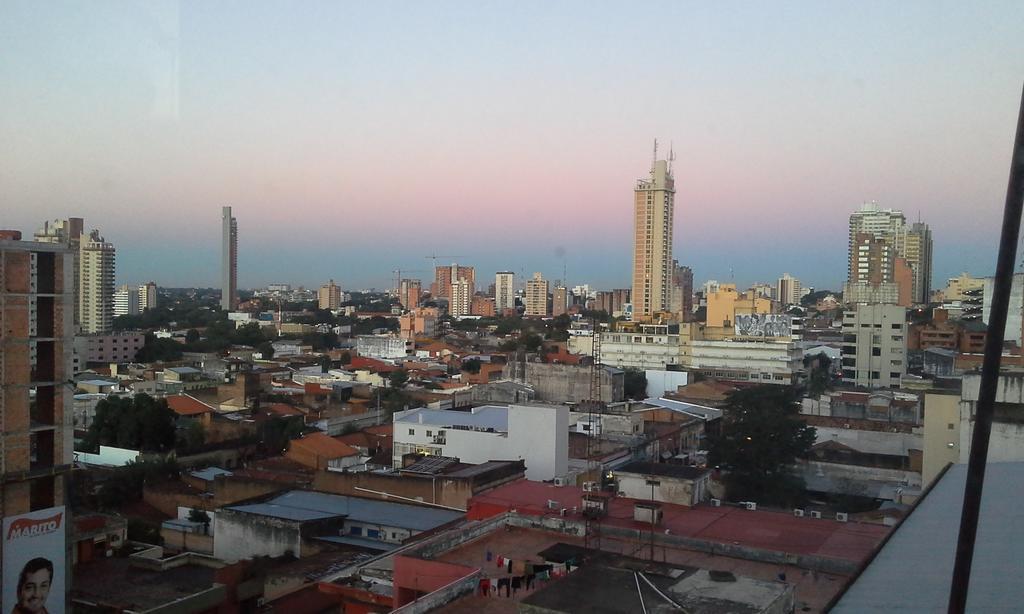 Estudio En El Centro De Asuncion Luaran gambar